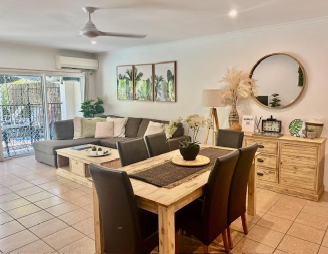 The Villas Palm Cove Extérieur photo